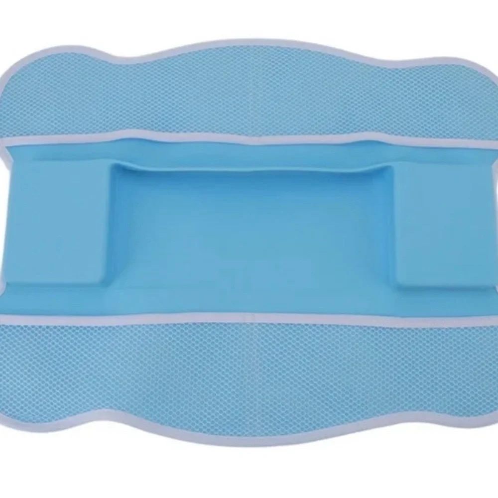 Blue Bathtub Splash Guard with Mesh Pockets for Toddlers